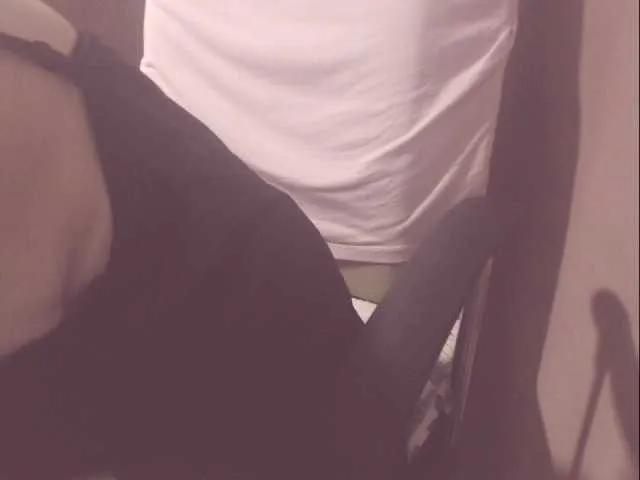 belleblondx on BongaCams 