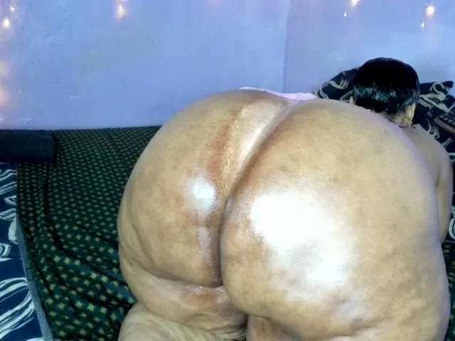 Big-Ass-Wilma — Polite horny guys and gals who likes big black booty