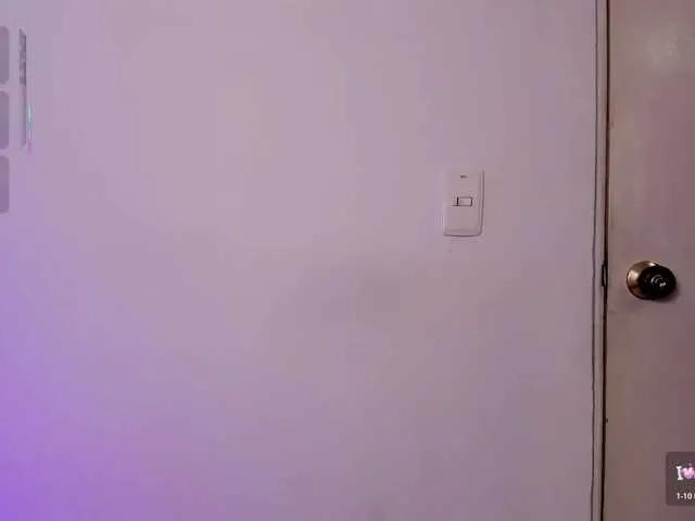 Offline Camilla-Miller01 on BongaCams