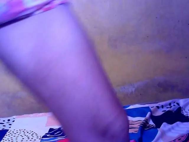 Offline Carmela4u on BongaCams