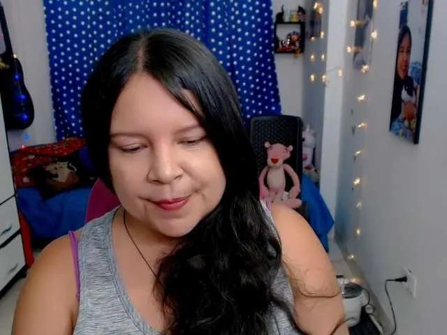 Offline clarie- on BongaCams