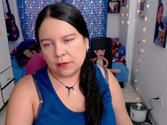 Offline clarie- on BongaCams