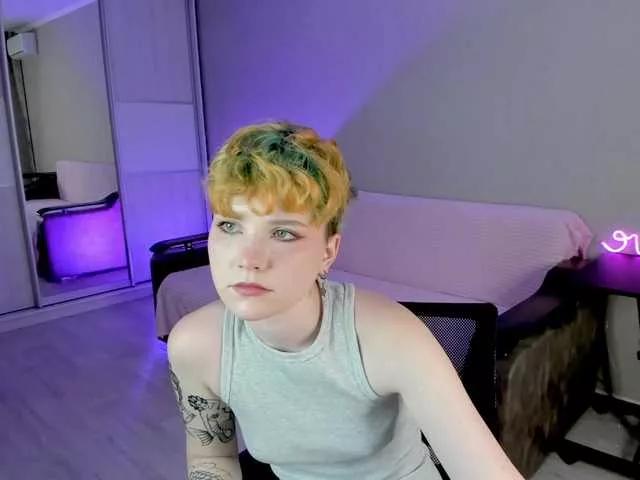 Offline Cool-Love on BongaCams