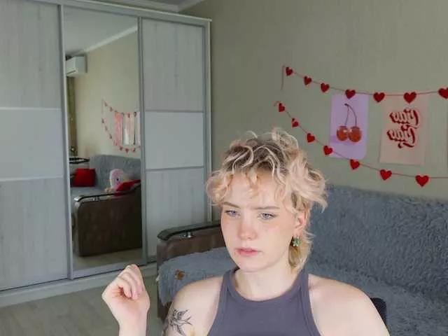 Offline Cool-Love on BongaCams