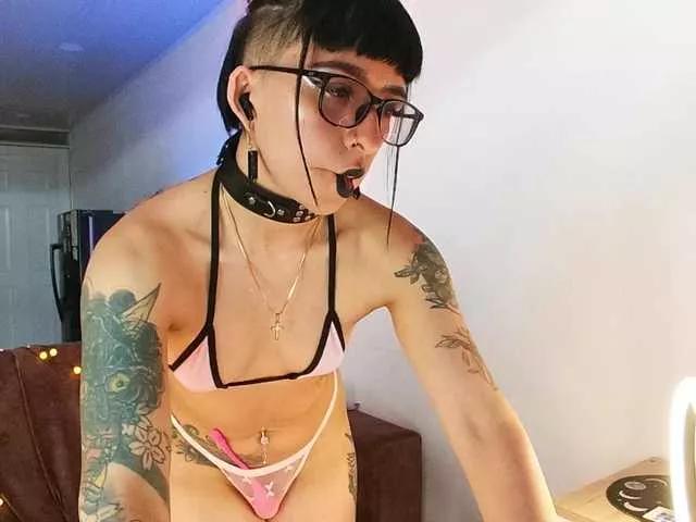 Offline Dahiandoll on BongaCams