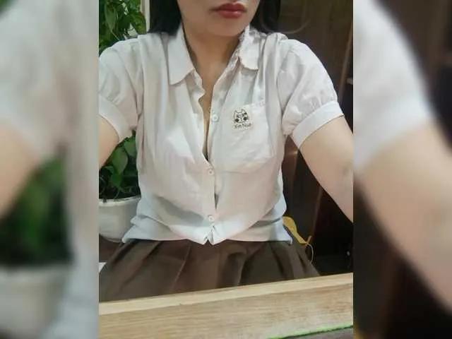 Offline Dream-ari on BongaCams