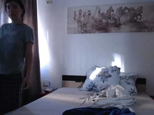 Freechat Elinor21 on BongaCams