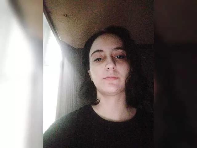 Offline Emaprincessa on BongaCams