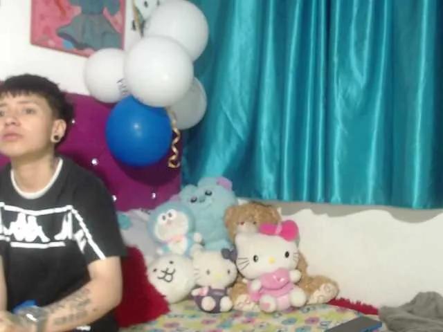 Offline fenixxx-1604 on BongaCams