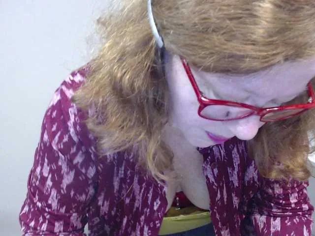 Offline flirty-adele on BongaCams