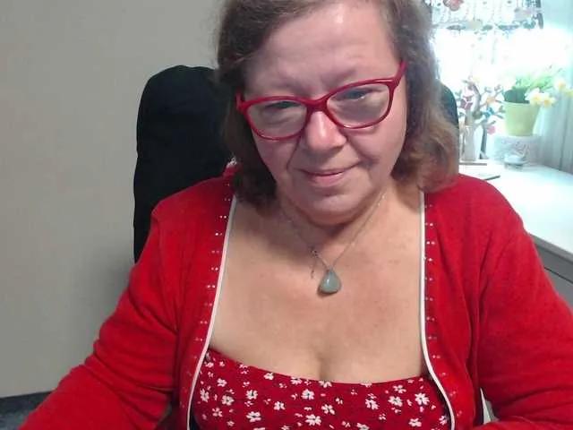 Offline flirty-adele on BongaCams