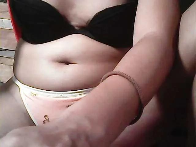 BongaCams flowerhairypinay is Freechat flowerhairypinay — someone who are good in sex talk, a nice sense of humor a bonus with good looking guy xD