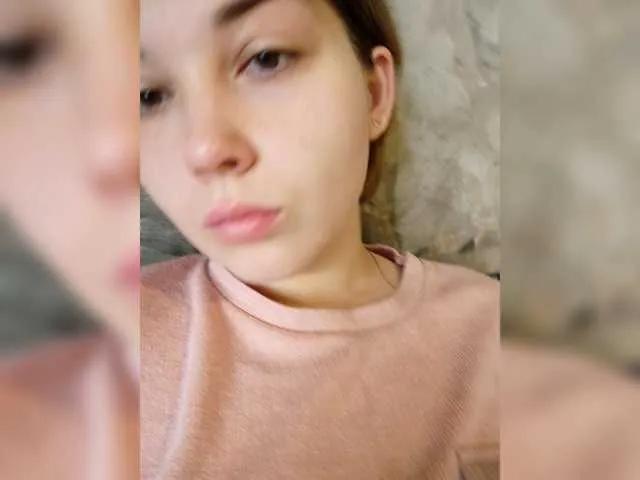 Freechat FoxyLoVe25 on BongaCams