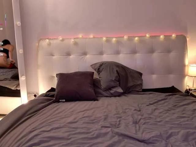 Freechat franksalise on BongaCams