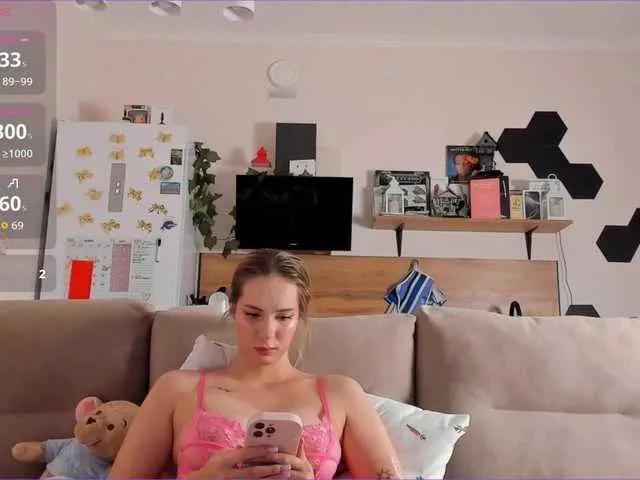 Offline Girlalonehome on BongaCams