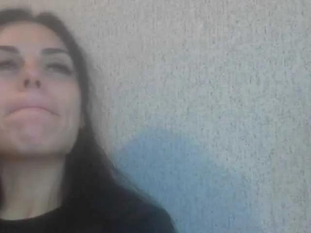 Offline Gospozha-77 on BongaCams