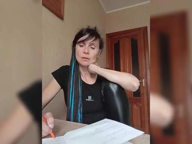 Hellenalonenochka on BongaCams 