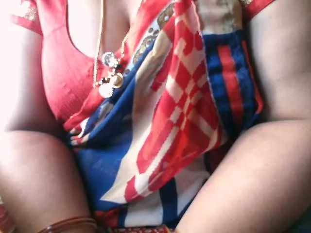 Freechat hotpavitra on BongaCams