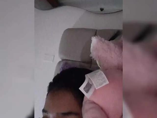 Freechat isa-queen on BongaCams