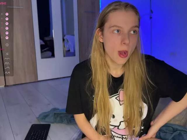 Freechat jucieLussie on BongaCams