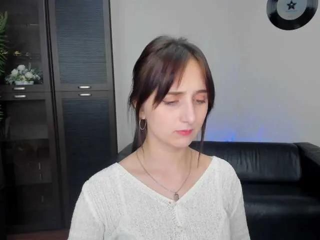 Offline JulietMonli on BongaCams