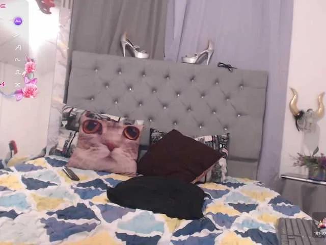 Offline KarolLewys on BongaCams