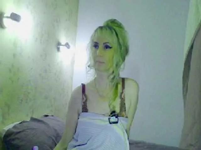 Freechat KatrinExcite on BongaCams