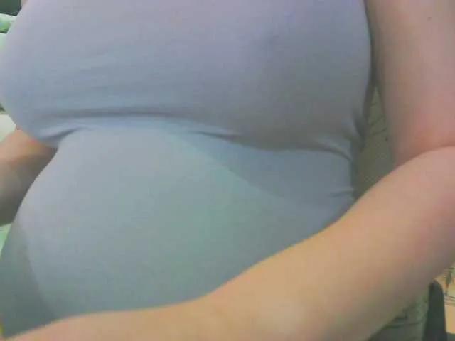 Offline KeepmepregO on BongaCams