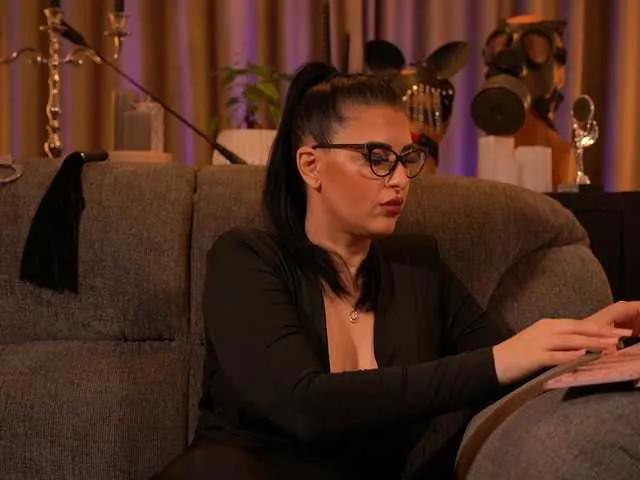 KellyKent on BongaCams 