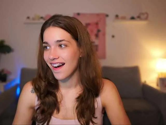 Offline kissiecat on BongaCams