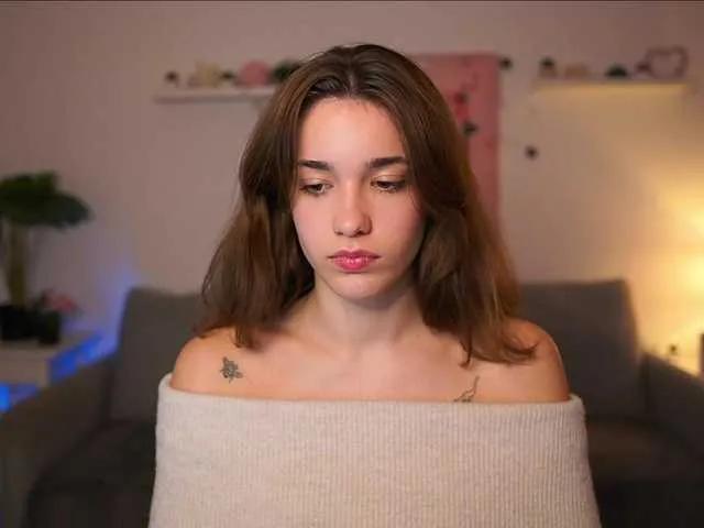 Offline kissiecat on BongaCams