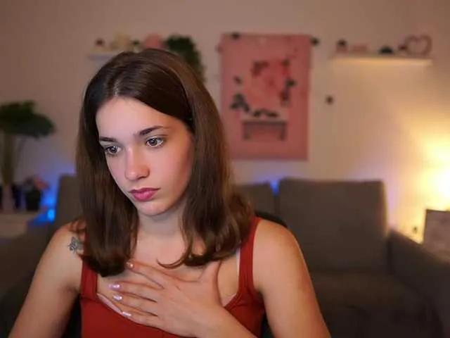 Offline kissiecat on BongaCams