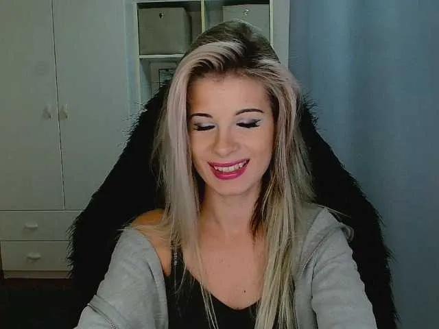 BongaCams KristineNatural is Freechat KristineNatural — I'm drawn to confident guys who know what they want and aren't afraid to show it. I can't resist a good tease - there's something insanely hot about that slow build-up, the looks, the tension, the anticipation...