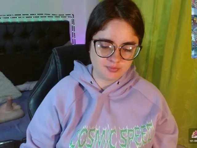 KrystalAdams on BongaCams