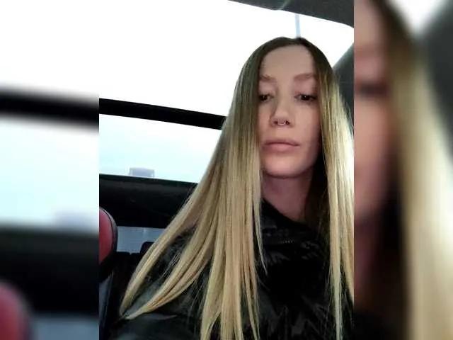 Freechat lana-lana03 on BongaCams