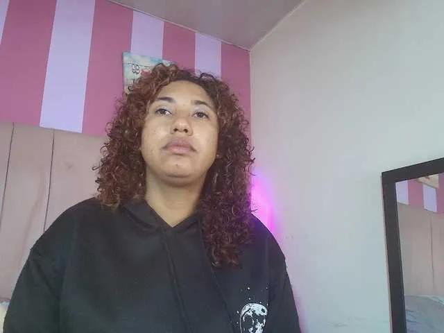 Offline lauraltt on BongaCams