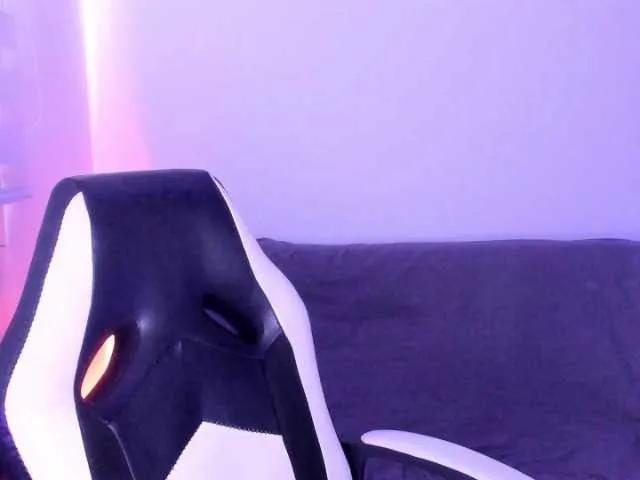 Offline LeeJhonson on BongaCams