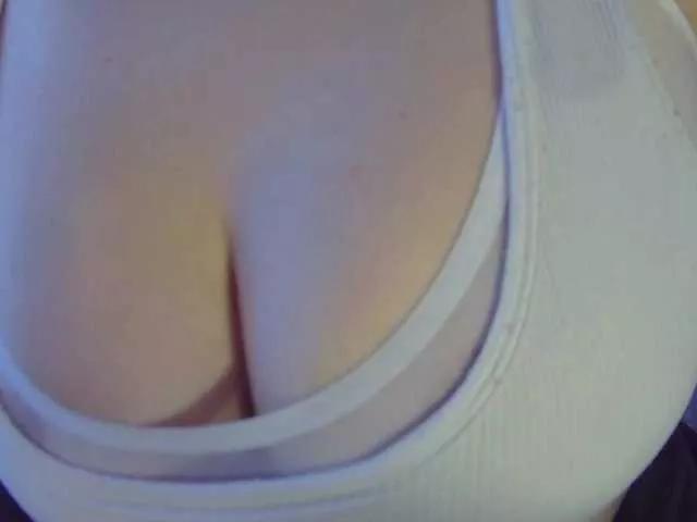 Freechat Leysun7 on BongaCams