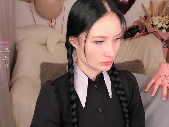 Offline LisaMooore on BongaCams