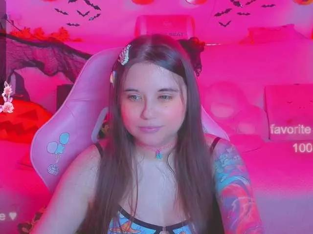 LittleKitsune on BongaCams 