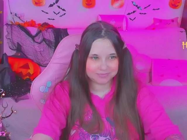 LittleKitsune on BongaCams 