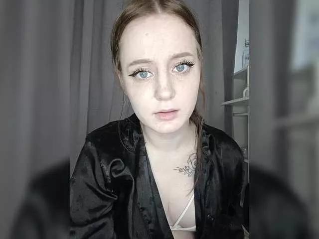 LolaMin on BongaCams 