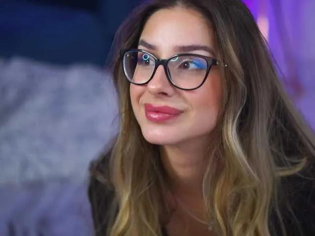 MaddieBryggs on BongaCams