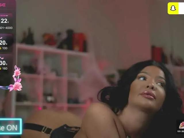 Offline MadisonColes on BongaCams