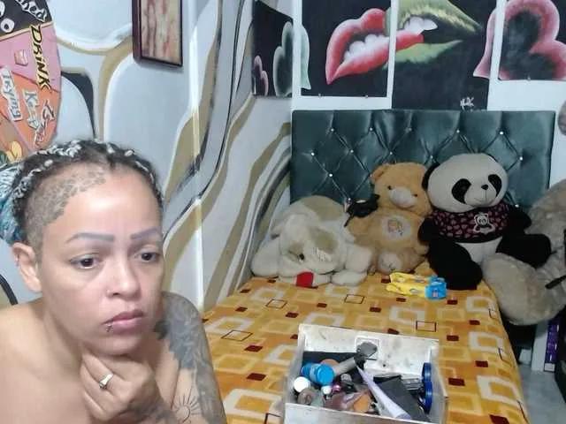 Manazahot99 on BongaCams 