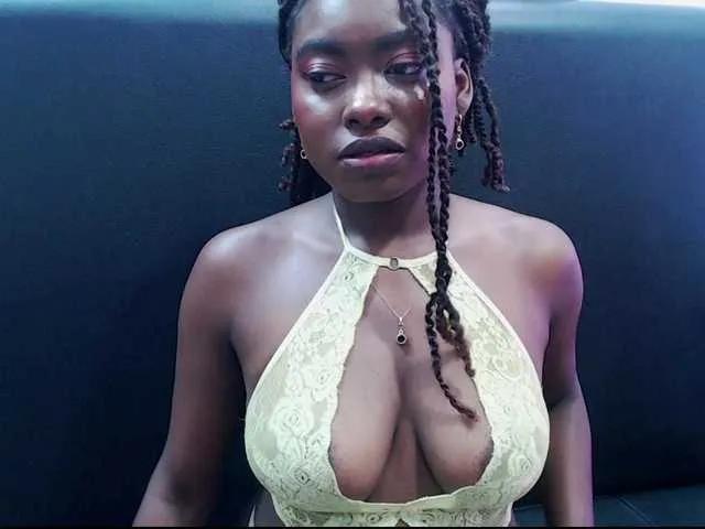 Offline MarcelaGrey on BongaCams