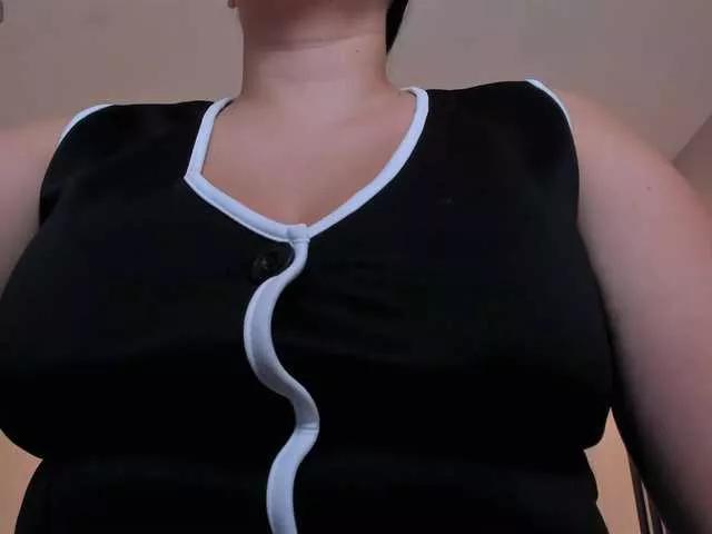 Offline martinnaBonet on BongaCams