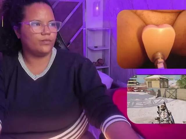 Offline MhiaRey on BongaCams