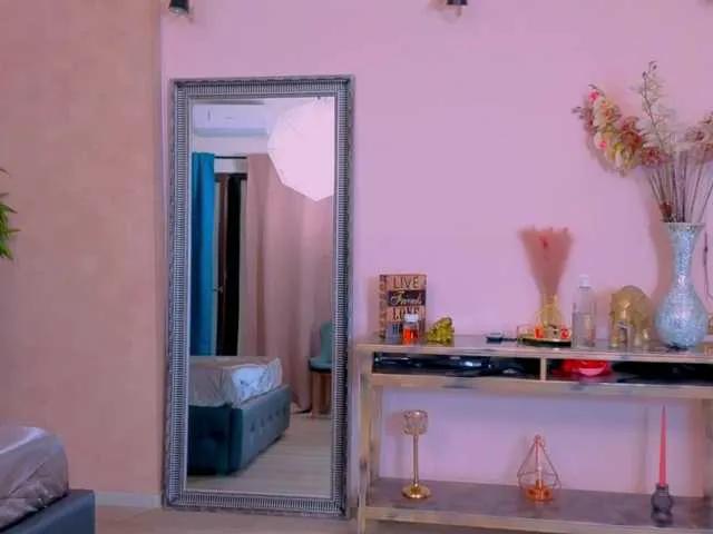 Freechat MichelleReys on BongaCams