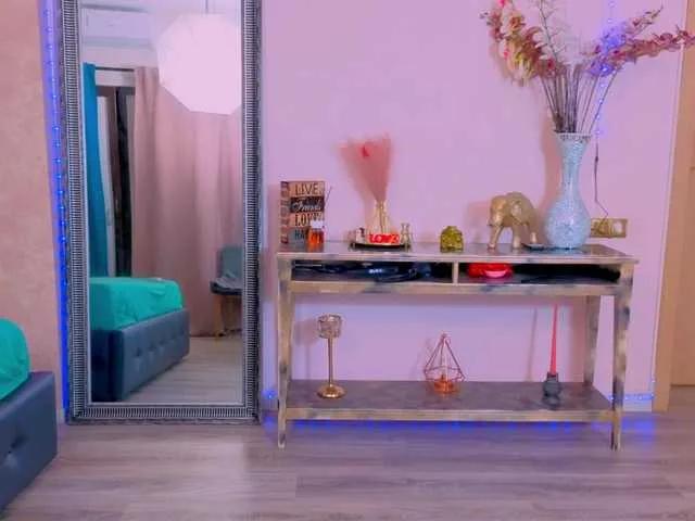 Freechat MichelleReys on BongaCams